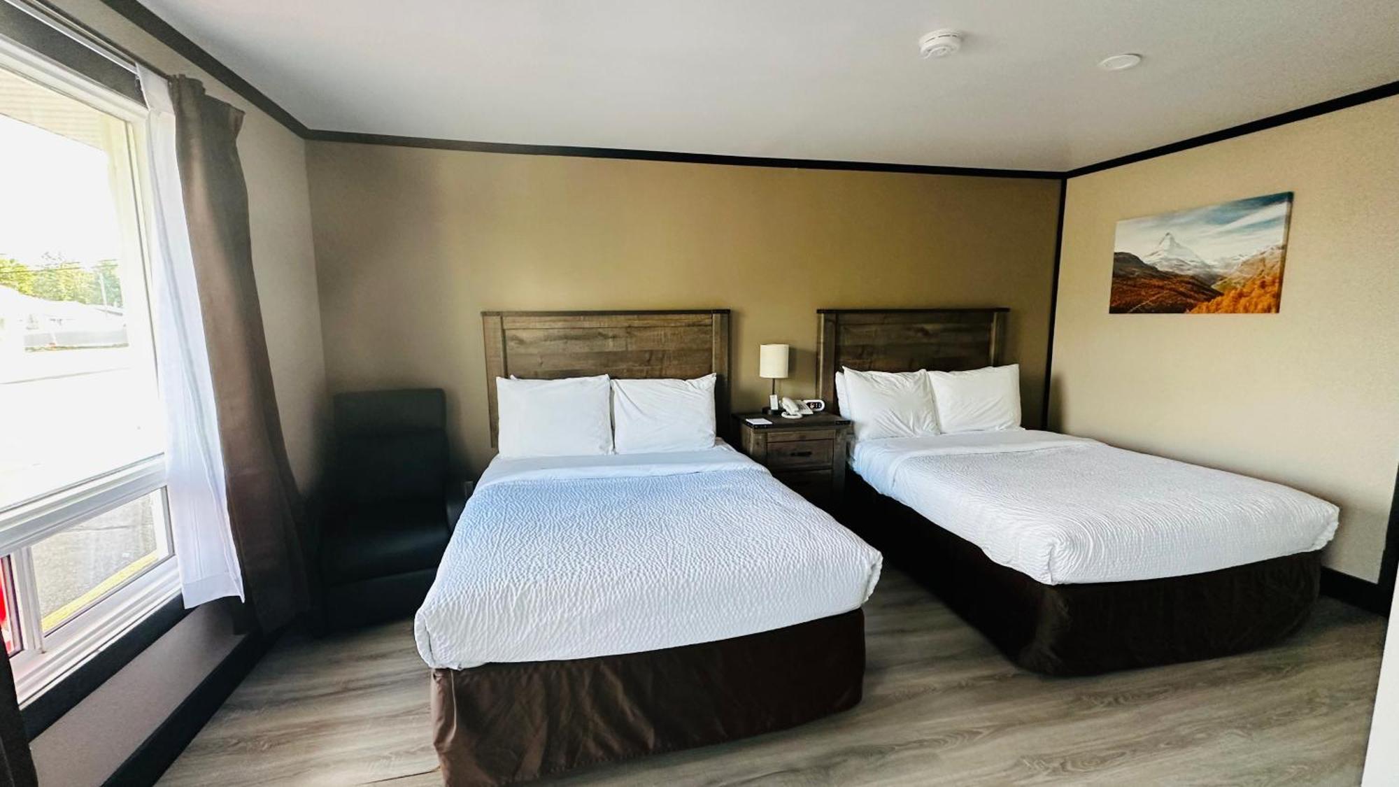 Motel 7 Inn & Suites Beresford エクステリア 写真