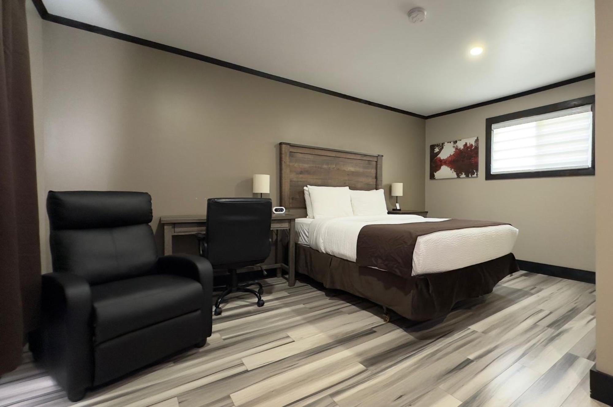 Motel 7 Inn & Suites Beresford エクステリア 写真
